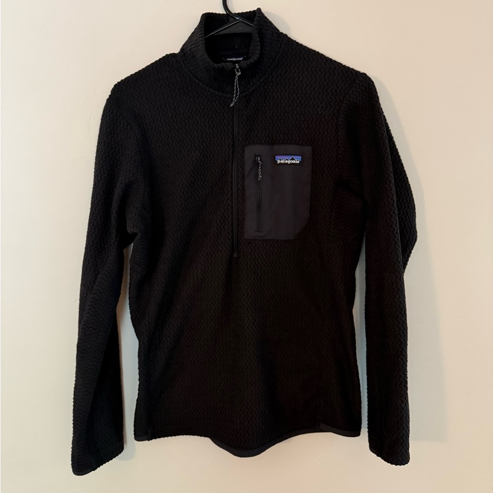 Patagonia Black Men's Lightweight Fleece Half-Zip Pullover